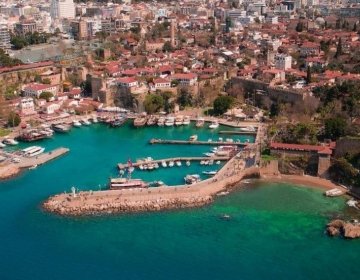 تزايد اهتمام المشترين الاجانب بسوق الاستثمارات العقارية في أنطاليا