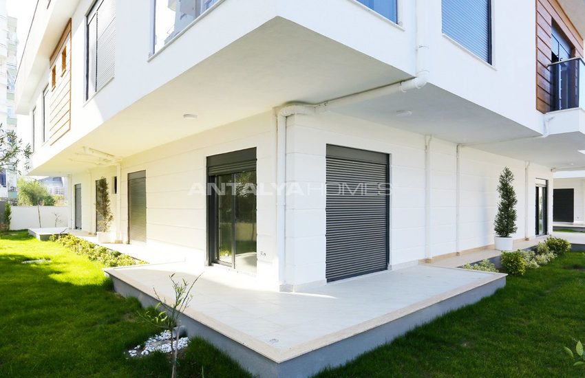 Antalya Houses in the Low-rise Residential Complex 11