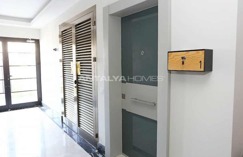 Antalya Houses in the Low-rise Residential Complex 13