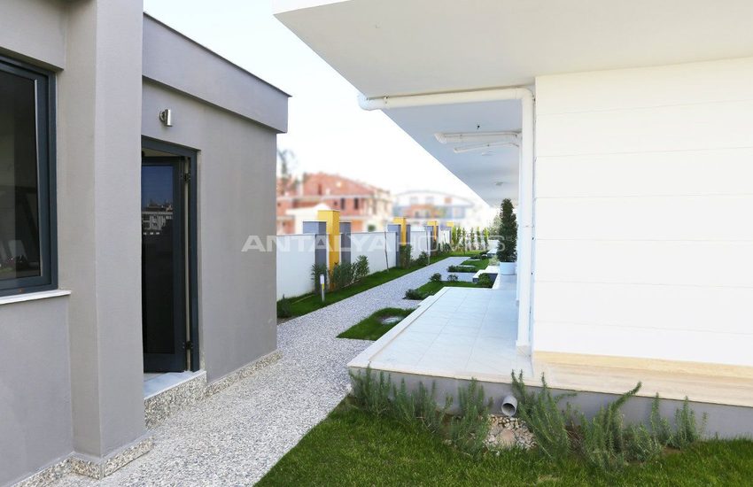 Antalya Houses in the Low-rise Residential Complex 5