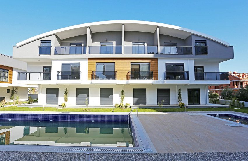 Antalya Houses in the Low-rise Residential Complex 8