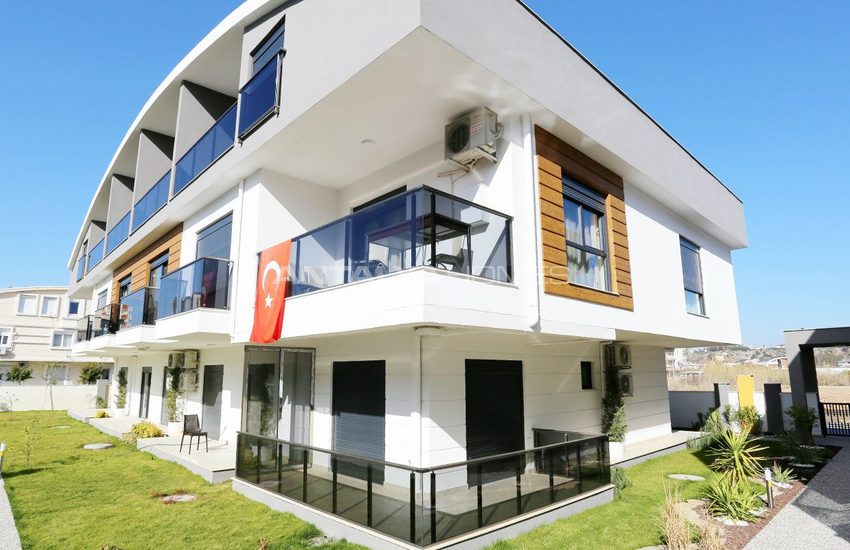 Antalya Houses in the Low-rise Residential Complex 9