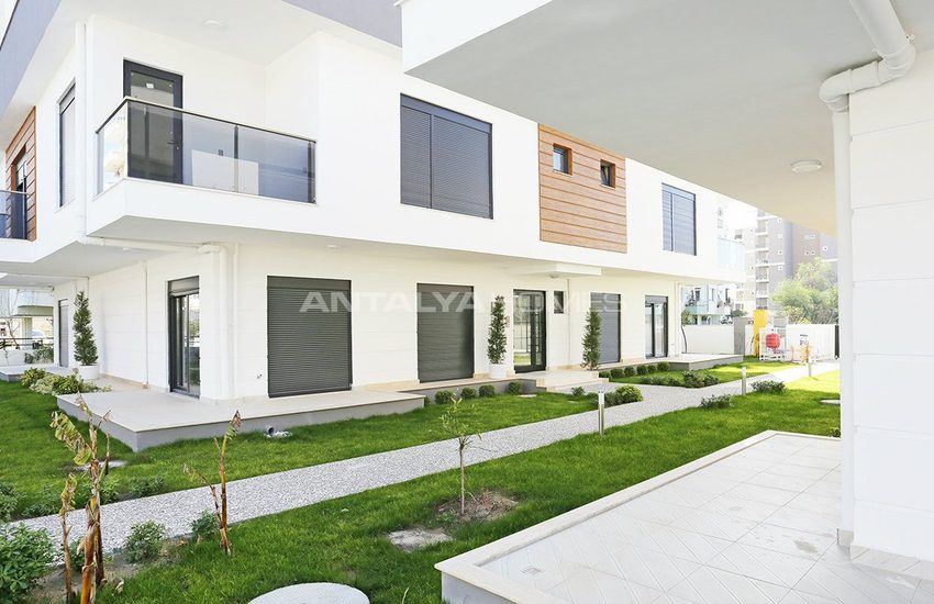 Antalya Houses in the Low-rise Residential Complex 10