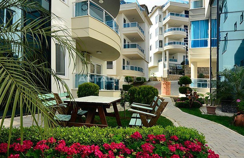 Turnkey Properties with Castle and Sea View in Alanya 8