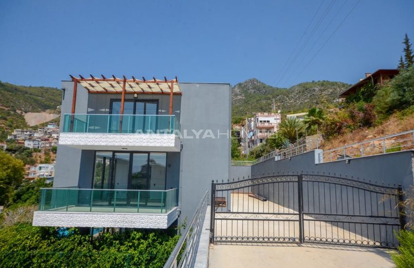 Zentrale Luxus Villen Mit Meer Und Schlossblick In Alanya 6