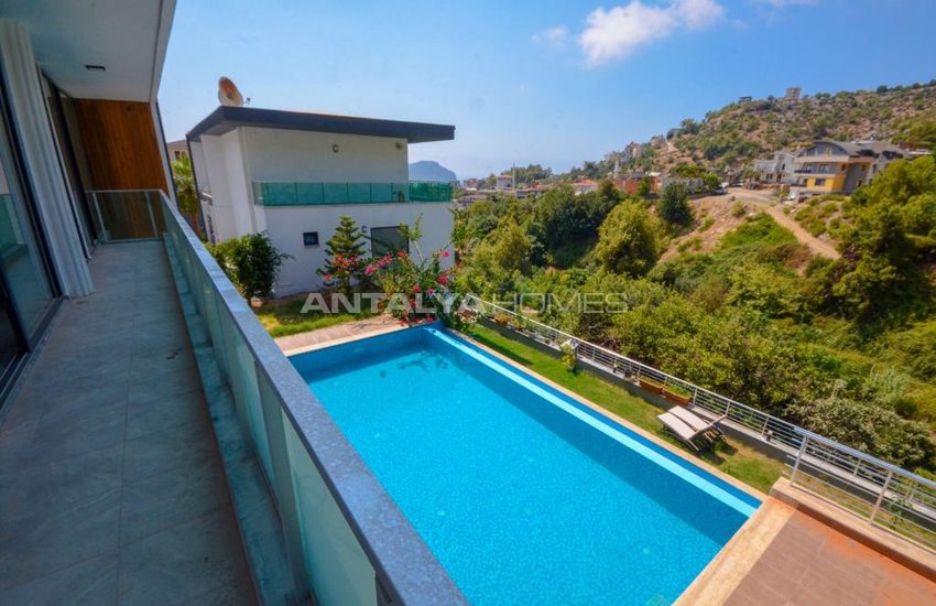 Zentrale Luxus Villen Mit Meer Und Schlossblick In Alanya 8