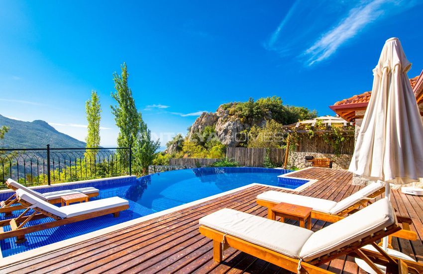 Mountain House with a Swimming Pool in Kas, Islamlar Village 3
