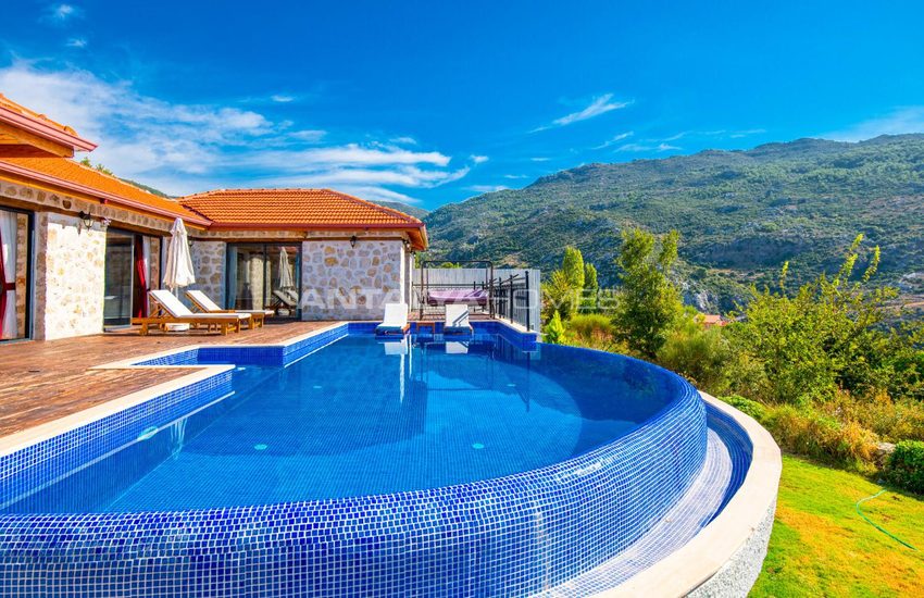 Mountain House with a Swimming Pool in Kas, Islamlar Village 4