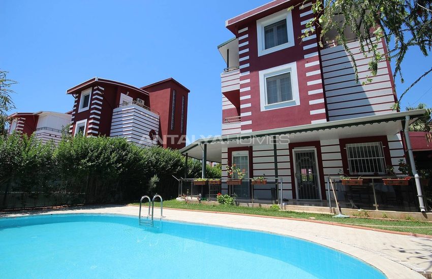 Triplex Hem Med En Privat Trädgård Och En Pool I Belek 3