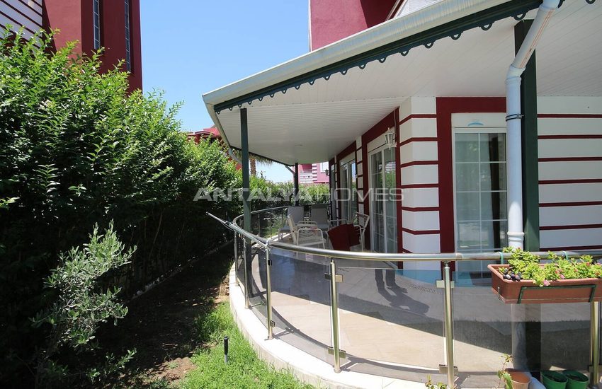 Triplex Hem Med En Privat Trädgård Och En Pool I Belek 10
