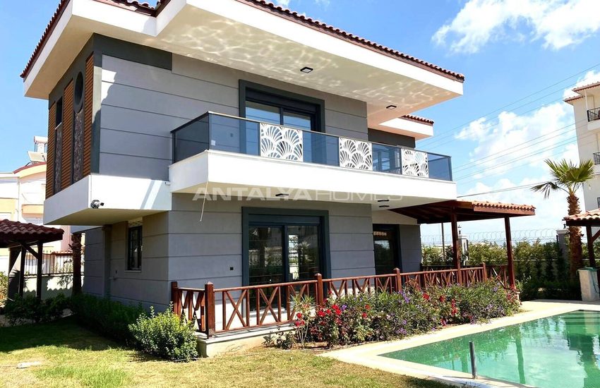 Villas Individuelles Près Des Terrains De Golf À Belek 1