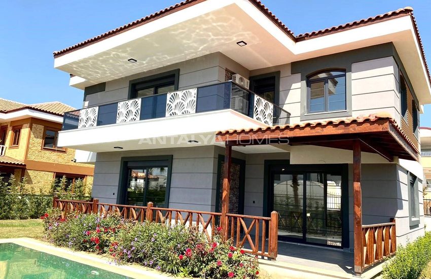 Villas Individuelles Près Des Terrains De Golf À Belek 6