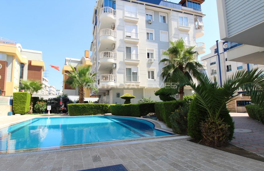 Furnished Apartment in a Complex with Pool in Konyaaltı 2
