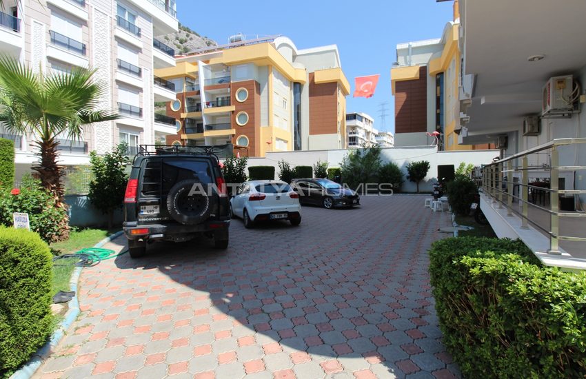 Furnished Apartment in a Complex with Pool in Konyaaltı 4