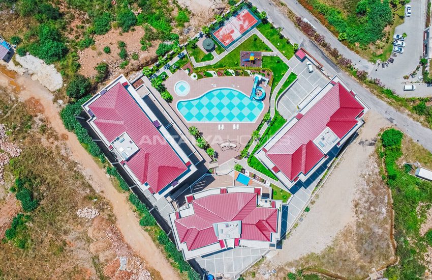 Appartementen In Een Beveiligd Complex Met Zwembaden In Kestel Alanya 15