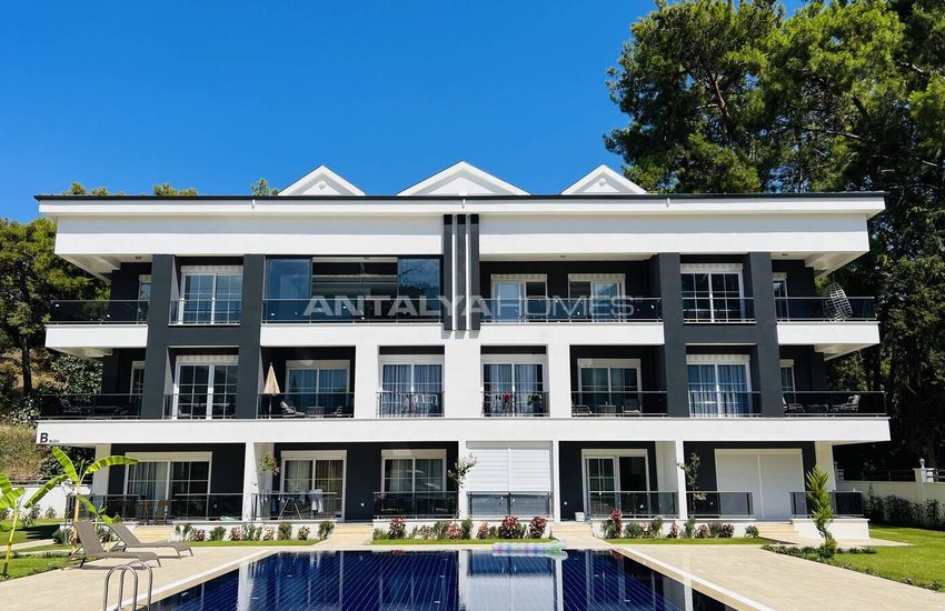 Kemer Arslanbucak'ta Site İçinde Yüzme Havuzlu Daireler 1