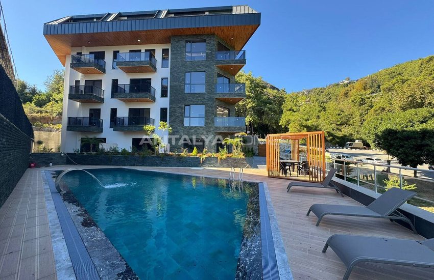 Chique Vastgoed Met Zwembad In Alanya Centrum
