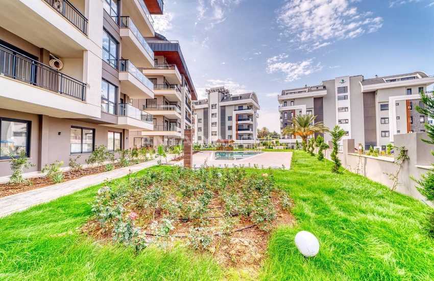 Nouveaux Immobiliers En Complexe Avec Piscine À Alanya 5