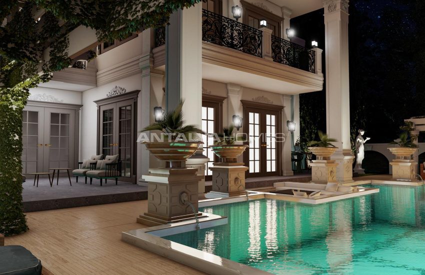 Alanya’da Deniz ve Kale Manzaralı Neoklasik Villa 4