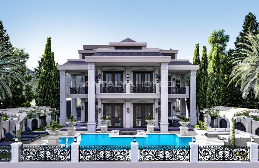 Alanya’da Deniz ve Kale Manzaralı Neoklasik Villa 1