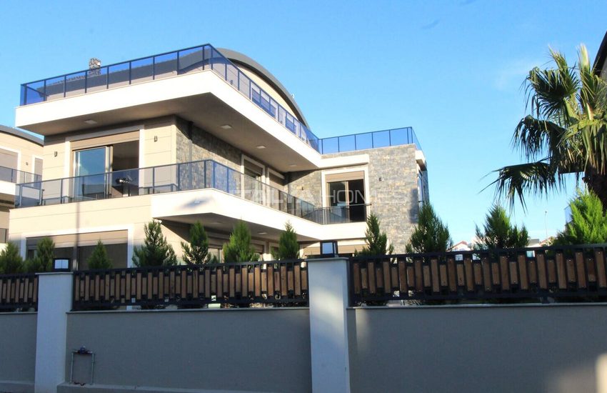 Antalya Belek'te Akıllı Ev Sistemli Modern Geniş Villalar 6