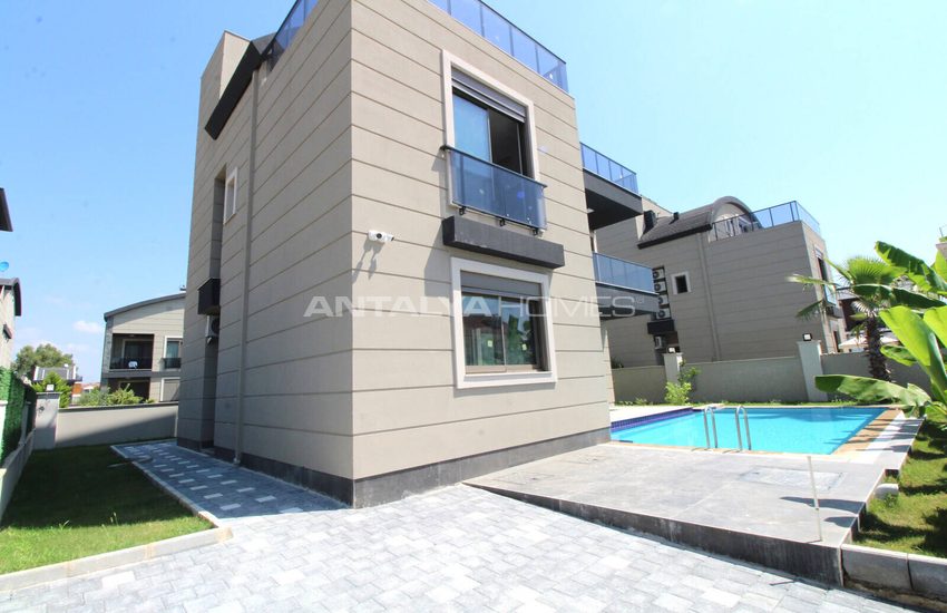 Belek’te Denize ve Golf Kulüplerine Yakın Modern Villalar 4