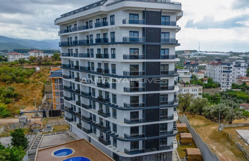 Alanya Avsallar'da Havuzlu Site İçinde Modern Daireler