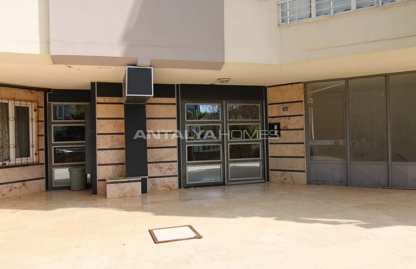 Spacious and Well-located Apartment for Sale in Lara 5