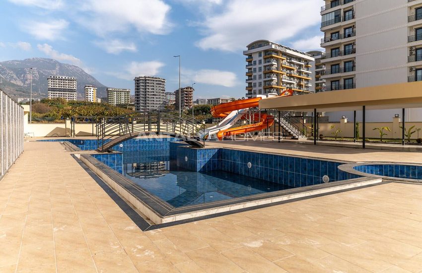 Centrally Located Offices with Modern Design in Alanya 6