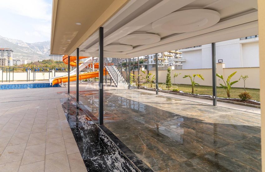 Centrally Located Offices with Modern Design in Alanya 15