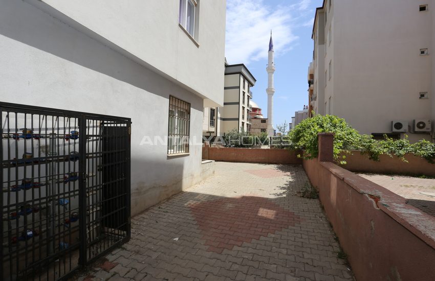 Antalya'da Oturmaya Hazır Uygun Fiyatlı Satılık Daire 4