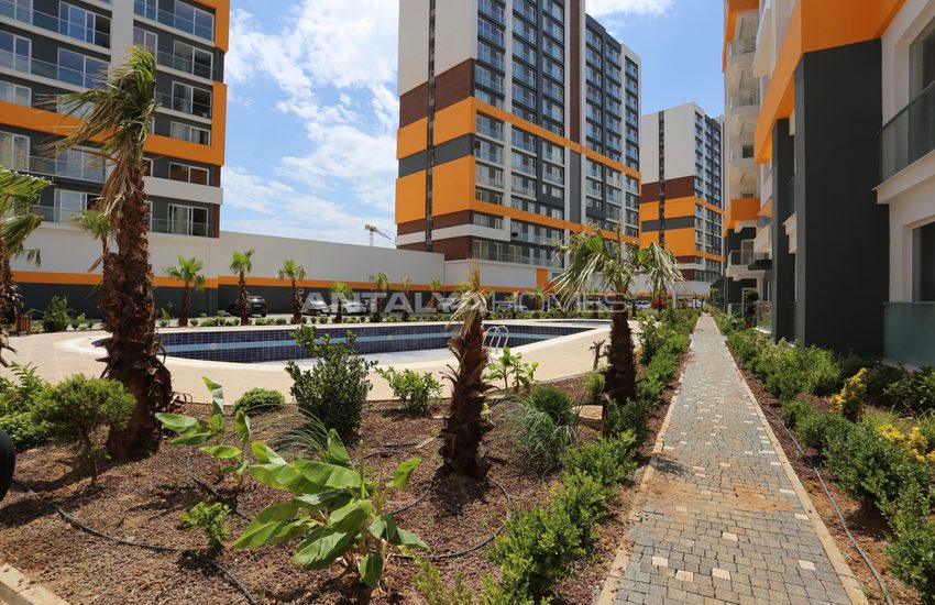 Apartment for Sale in a Complex with Rich Facilities in Antalya