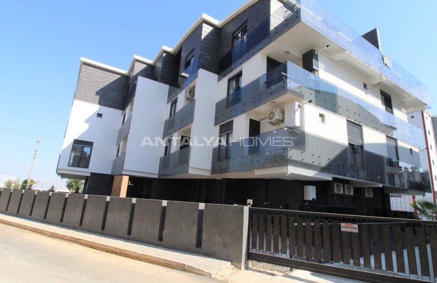 Investment Apartments in a Complex in Antalya Güzeloba 4