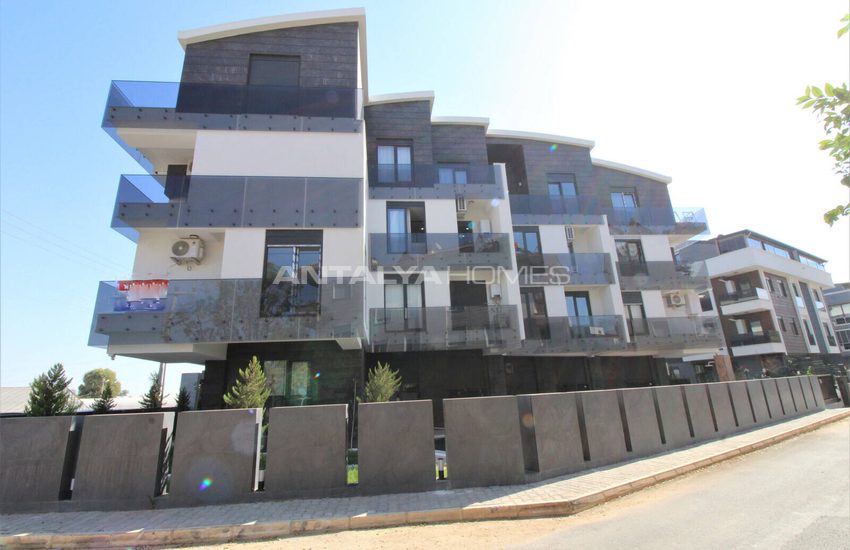 Investment Apartments in a Complex in Antalya Güzeloba 3