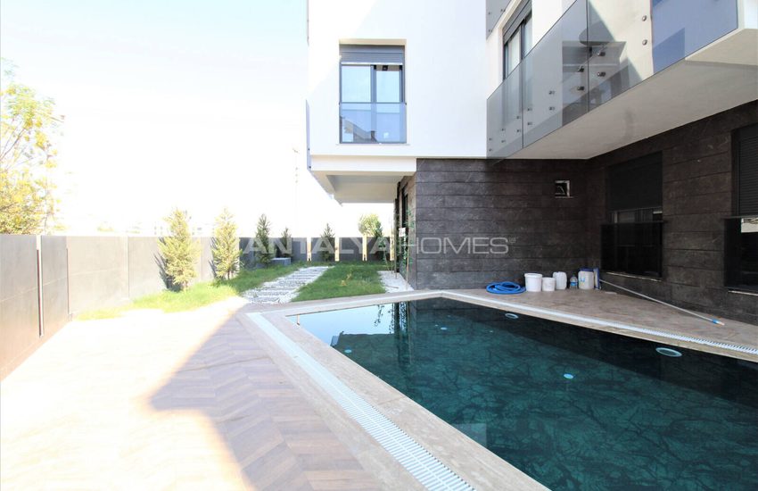Investment Apartments in a Complex in Antalya Güzeloba 9