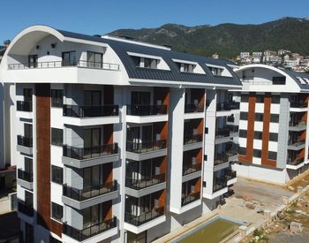 Vastgoed In Een Complex Met Zwembad In Alanya Oba 2