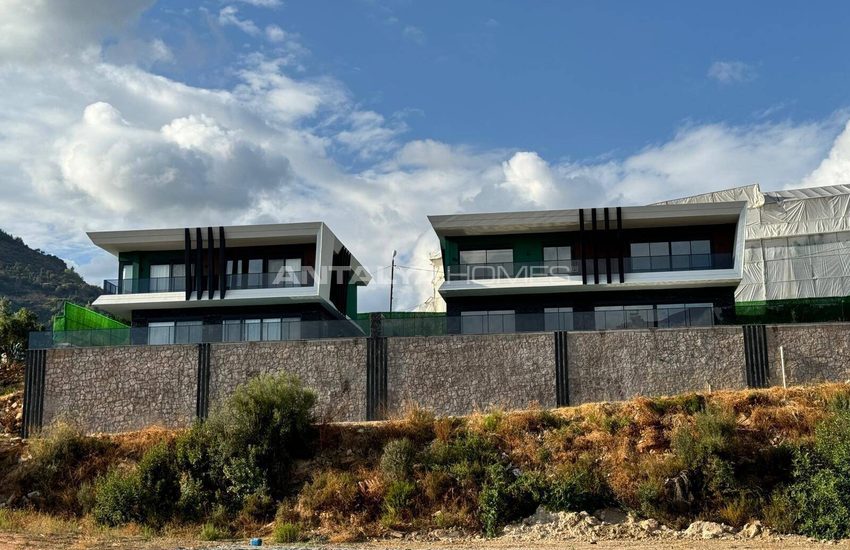 Luxe Villas with Private Gardens and Pools in Alanya 8