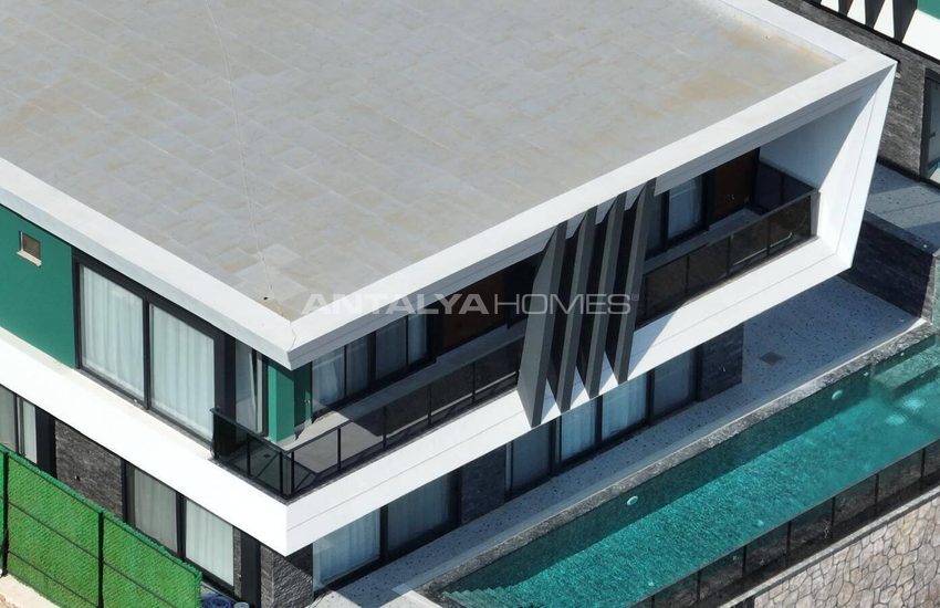 Luxe Villas with Private Gardens and Pools in Alanya 5