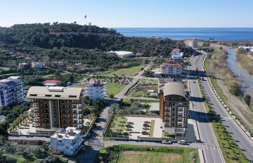 Practical Real Estate in a Complex with Pool in Demirtas Alanya 4