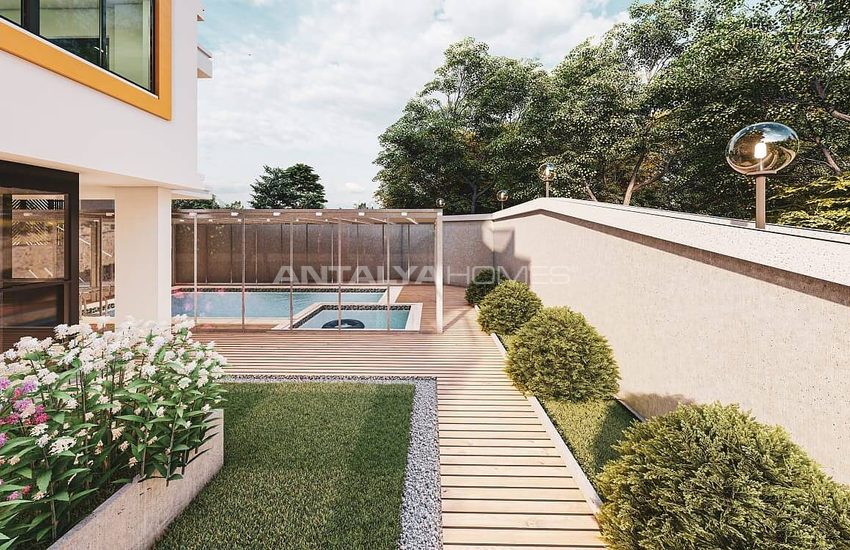 Practical Real Estate Close to Beach in Tosmur, Alanya 3