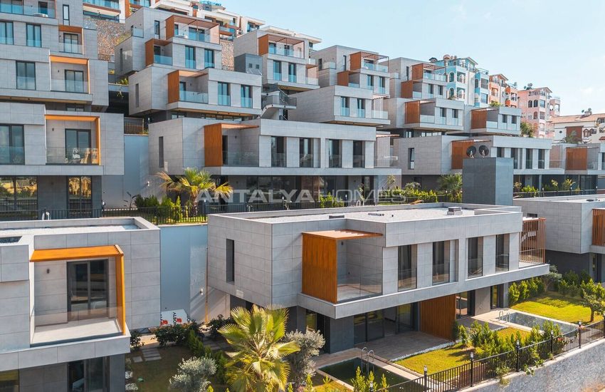 Luxe Detached Houses Within Walking Distance of the Sea in Alanya 9