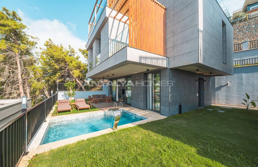 Luxe Detached Houses Within Walking Distance of the Sea in Alanya 1