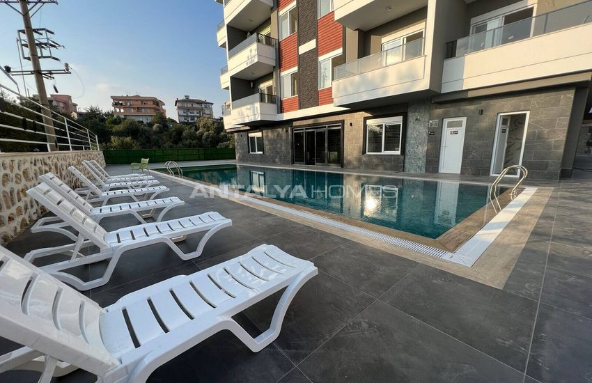 Sea View Apartments in a Complex with Pool in Payallar, Alanya