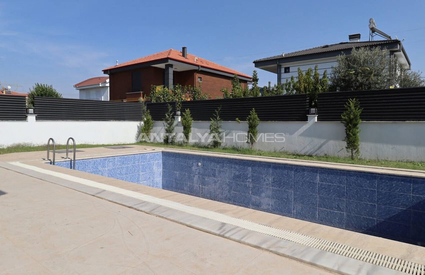 Detached House Close to City Center in Dosemealti Duzlercami 2