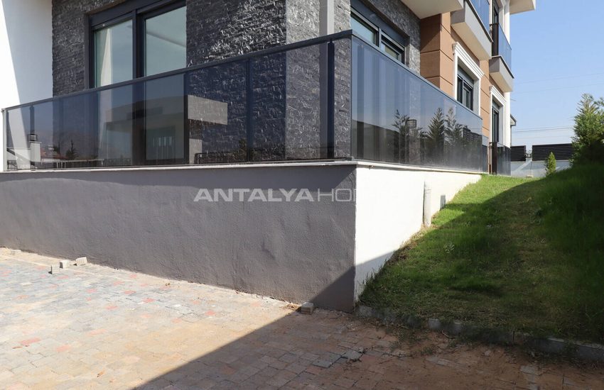 Detached House Close to City Center in Dosemealti Duzlercami 4