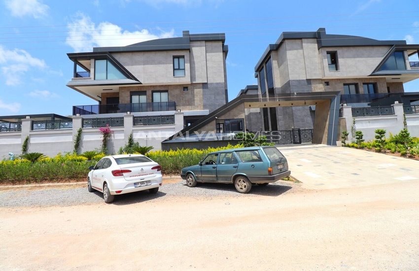 Luxe Villen Mit Privatem Pool Und Garten In Antalya Altintas 1