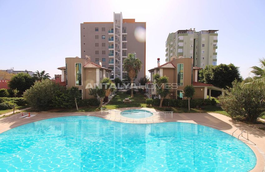 Ready to Move Apartment in a Complex in Lara Antalya 4