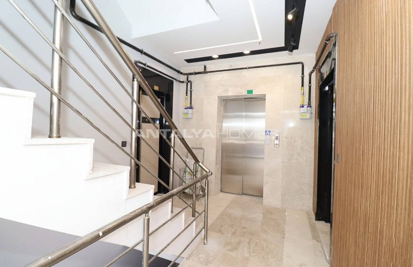 Appartements Proches De La Station De Tramway À Antalya Kepez 5