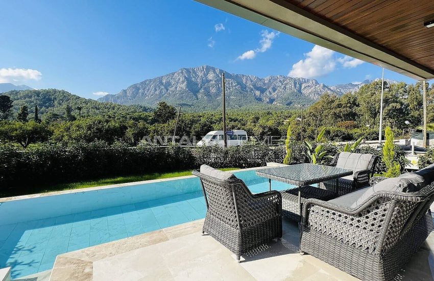 Luxe Villa with Unique Mountain View in Kemer 6