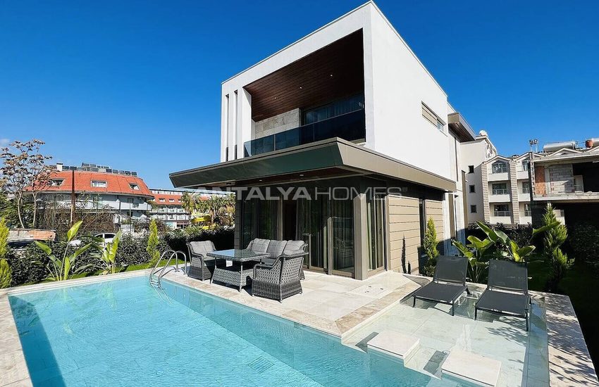 Luxe Villa with Unique Mountain View in Kemer 2